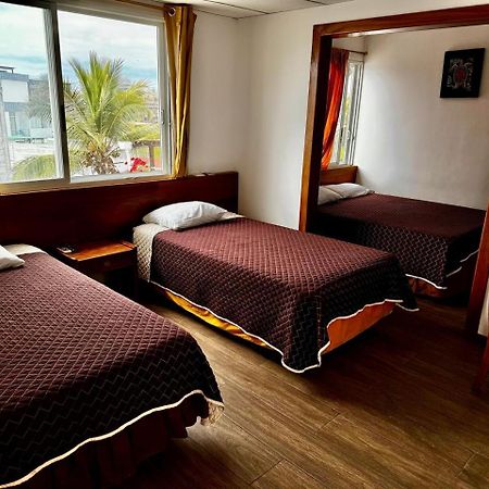 Hostal Muyuyo Puerto Ayora  Εξωτερικό φωτογραφία