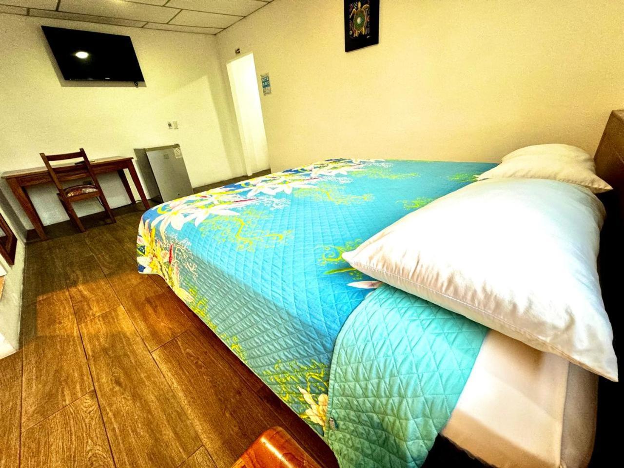 Hostal Muyuyo Puerto Ayora  Εξωτερικό φωτογραφία