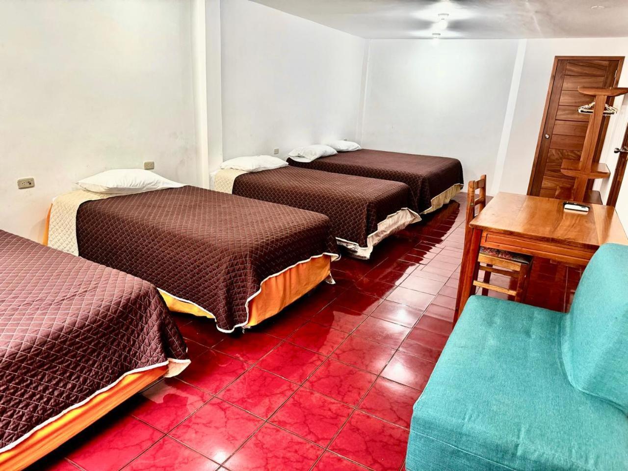Hostal Muyuyo Puerto Ayora  Εξωτερικό φωτογραφία